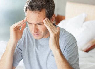 what are the symptoms and, types of migraine?