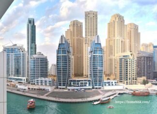 Luxury houses in Dubai