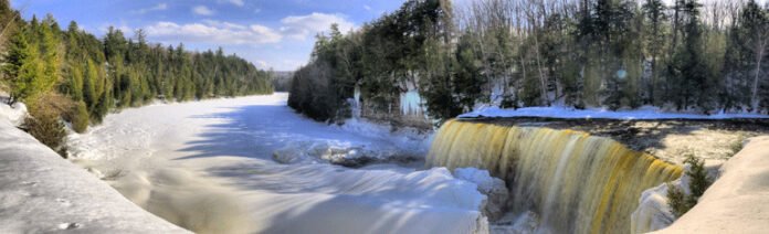 Tahquamenon Falls